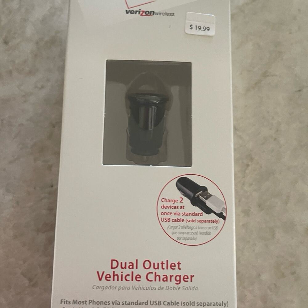 Verizon dual outlet vehicle charger for  phone charging